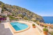 Andratx / Urbanització Es Camp de Mar Luxus-Meerblickvilla in Camp de Mar mit Salzwasserpool, Einliegeroption und Top-Ausstattung Haus kaufen