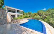 Calvià / Peguera Exklusive Luxusvilla in Cala Fornells mit Pool, Gästehaus und viel Privatsphäre Haus kaufen