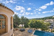 Peguera Mallorca-Villa mit Pool auf 2.372 m² Grundstück in Peguera – großes Renovierungspotenzial Haus kaufen
