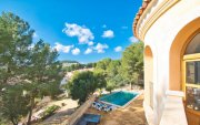 Peguera Mallorca-Villa mit Pool auf 2.372 m² Grundstück in Peguera – großes Renovierungspotenzial Haus kaufen