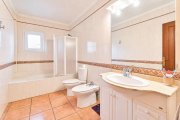 Santa Ponça Villa im Bungalowstil mit großem Grundstück in Santa Ponsa Haus kaufen