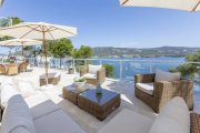 Calvià / Palmanova Luxusvilla mit unverbaubarem Meerblick und privatem Meerzugang in Torrenova Haus kaufen