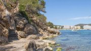 Torrenova Wohnen direkt am Mittelmeer – Traumvilla mit privatem Meerzugang in Bestlage Haus kaufen