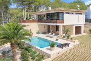 Calvià / Costa de la Calma Mallorca pur: Exklusive Villa mit Pool, Teilmeerblick & Südwest-Terrasse in Costa de la Calma Haus kaufen