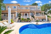 Calvià / Costa de la Calma Zwischen Himmel, Pool und Meer – elegante Villa in ruhiger Lage von Costa de la Calma Haus kaufen