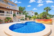 Calvià / Costa de la Calma Zwischen Himmel, Pool und Meer – elegante Villa in ruhiger Lage von Costa de la Calma Haus kaufen