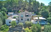Calvia Renovierte Natursteinfinca in idyllischer, absolut ruhiger Berglage bei Calvià. Haus kaufen