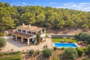 Calvià Exklusive Finca auf 16.000 m² – Mediterranes Leben mit Weitblick bis zum Meer Haus kaufen