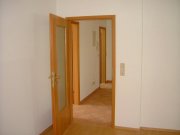 Zwickau Vermietete 2-Raumwhg. in zentrumsnaher Lage! Großer Südbalkon, EBK, Tageslichtbad u. Stpl.! Wohnung kaufen