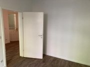 Zwickau Schöne 2-Raum-Wohnung im EG mit Laminat/Fliesen und Balkon! Vermietet! Wohnung kaufen