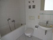 Zwickau Vermietete 2-Raum DG-Wohnung mit Balkon und Stellplatz in Marienthal! Wohnung kaufen