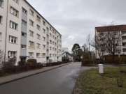 Glauchau 2-Raumwhg. mit Stellpl., 2 Garagen, EBK & Balkon in gepflegter Wohnanlage in Glauchau! Wohnung kaufen