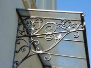 Werdau Topsaniertes und vollvermietetes Renditeobjekt in guter Lage mit Park, Garagen und Stellplätzen! Haus kaufen