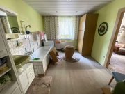 Oelsnitz/Vogtland Älteres Einfamilienhaus mit Wohnmobilstellplatz/ Garage in Oelsnitz Haus kaufen