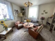 Oelsnitz/Vogtland Älteres Einfamilienhaus mit Wohnmobilstellplatz/ Garage in Oelsnitz Haus kaufen