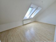 Chemnitz Lichtdurchflutete Wohnung im Dachgeschoss mit hohen Decken, Lift, großer Terrasse und TG Wohnung kaufen