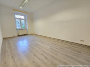 Chemnitz Zentral gelegenes Büro im beliebten Kaßberg: Erdgeschoss, drei Zimmer, Balkon und Stauraum Gewerbe kaufen