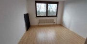 Chemnitz Großzügige und vermietete 2-Zimmer mit Wannenbad, Balkon, Aufzug, Tiefgarage und EBK Wohnung kaufen