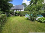 Chemnitz Sanierungsbedürftiges EFH mit 212qm auf 1.770qm Grundstück mit Pool & Doppelgarage + Gartenhaus Haus kaufen