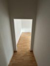 Chemnitz Großzügige und vermietete 1-Zimmer mit EBK, Dusche und Laminat in zentraler Lage! Wohnung kaufen