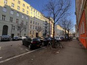 Berlin Charmanter Altbau in Toplage 
bezugsfreie 3-Zimmer mit Balkon
am Zionskirchplatz Wohnung kaufen
