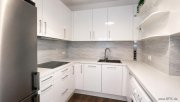Berlin elegante 2-Zi.-Wohnung mit großem Balkon - möbliert vermietet nähe Spittelmarkt Wohnung kaufen