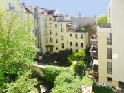 Berlin Attraktive 3,5-Zimmer Altbauwohnung 
mit offener Wohnküche und Balkon 
-Friedrichshain- Wohnung kaufen