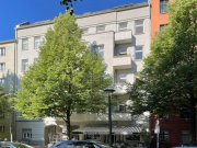 Berlin Attraktive, bezugsfreie 1-Zimmer 
Altbauwohnung im Erdgeschoss 
-direkt am Petersburger Platz- Wohnung kaufen