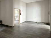 Berlin Praktisch geschnittene Ladeneinheit in gut frequentierter Lage - LEERSTEHEND - Gewerbe kaufen