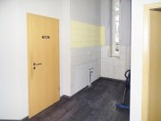 Berlin Praktisch geschnittene Ladeneinheit in gut frequentierter Lage - LEERSTEHEND - Gewerbe kaufen
