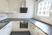 Berlin Helle vermietete 2-Zimmer-Wohnung mit Aufzug und Balkon in Berlin Charlottenburg zum Verkauf Wohnung kaufen