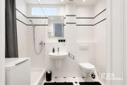 Berlin Stilvoll renovierter Altbau im Seitenflügel – bezugsfrei in Berlin-Schöneberg Wohnung kaufen