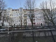 Berlin Bezugsfreie Wohnung mit Balkon
in ruhiger Lage nahe Winterfeldtplatz Wohnung kaufen