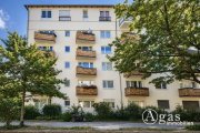 Berlin Bezugsfreie 2-Zimmer-Wohnung mit Balkon und Entwicklungspotenzial in Berlin-Schöneberg Wohnung kaufen