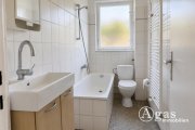 Berlin Bezugsfreie 2-Zimmer-Wohnung mit Balkon und Entwicklungspotenzial in Berlin-Schöneberg Wohnung kaufen