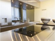 Berlin Dachgeschosswohnung mit eigenem Poolbereich Wohnung kaufen