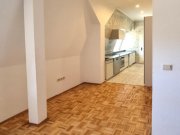 Berlin Gepflegte Dachgeschosswohnung 
in bester Grunewaldlage Wohnung kaufen