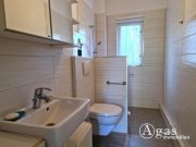 Stahnsdorf Exklusive Toplage: ca. 1.220m² großes Grundstück mit Bungalow, Garage & Werkstatt–provisionsfrei! Haus kaufen