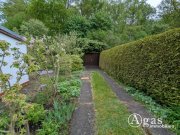 Melchow Sonniges Baugrundstück mit Ferienhaus und Garage - direkte Waldrandlage in Melchow Grundstück kaufen