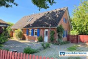 Sieversdorf-Hohenofen Landhaustraum in Perfektion - Wohnen mit Blick auf die eigenen Wiesen Haus kaufen