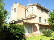 Sanremo Independent villa in good condition a stone's throw from the beach Haus kaufen