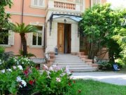 Sanremo Liberty style villa with large living space, with a park of 8000 sqm panoramas sea View Haus kaufen