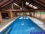 Mariano R. Alonso Exklusive Villa mit Pool in einer Anlage in Mariano R. Alons Haus kaufen