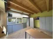 Eutin Neuwertige Lagerhalle mit Bürotrakt im Gewerbegebiet von Eutin zu verkaufen Gewerbe kaufen