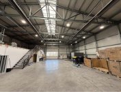 Eutin Neuwertige Lagerhalle mit Bürotrakt im Gewerbegebiet von Eutin zu verkaufen Gewerbe kaufen