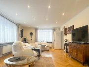 Heide Attraktives Walmdachhaus mit Wintergarten, Balkon und eingewachsenem Grundstück in Heide-Ost Haus kaufen