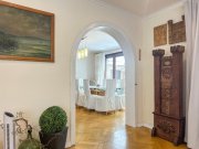 Heide Attraktives Walmdachhaus mit Wintergarten, Balkon und eingewachsenem Grundstück in Heide-Ost Haus kaufen