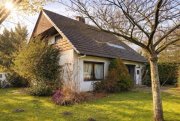 Heide Traumhaft wohnen in Heide: Großzügiges Einfamilienhaus in ruhiger Sackgasse mit Gartenidyll Haus kaufen