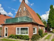 Heide Zweifamilienhaus in ruhiger, zentraler Wohnlage in Heide zu verkaufen Haus kaufen