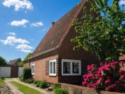 Heide Zweifamilienhaus in ruhiger, zentraler Wohnlage in Heide zu verkaufen Haus kaufen